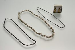 A collection of white metal jewellery to include a rope pattern white metal and gilt metal