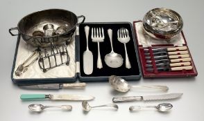 A collection of epns to include a twin-handled fruit dish: h. x 9.5cm l. x 23cm, a four division