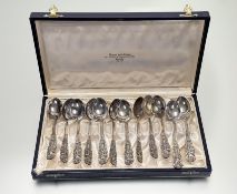 A set of twelve Norwegian Ceson 830 standard tea spoons with pierced foliate scrolling terminals: l.