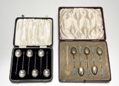 A George V Birmingham silver set of six bean-handled coffee spoons: l. x 9cm Birmingham 1913 38.2g