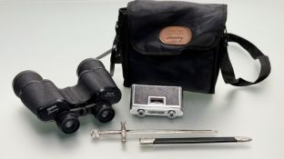 A Vintage Japanese Pocket Binocular (2.5x25m/m), a pair of Halina Discovery Field Binoculars (20x50)