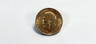 A George V gold sovereign 1912 8g
