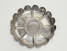 A Dublin Jewellery & Metal Manufacturing Co Ltd silver lotus leaf change dish with inset silver
