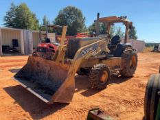 John Deere 210LE Loader