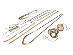 9ct gold mounted cameo brooch, one other 9ct gold brooch, 9ct gold necklace and a group of 9ct gold