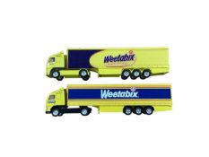 Corgi 1:64 scale diecast articulated lorries including DAF Weetabix box trailer, DAF Muller Lite cur