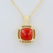 Anhänger, 925 Silber, vergoldet, 50er Jahre, ungetragen, mit roten Korallen und weißen, wohl