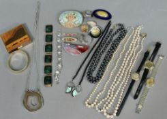 Konvolut Modeschmuck, Omega, Fries-Arauner, verschieden, Armband mit Email Juwelier Fries-Arauner