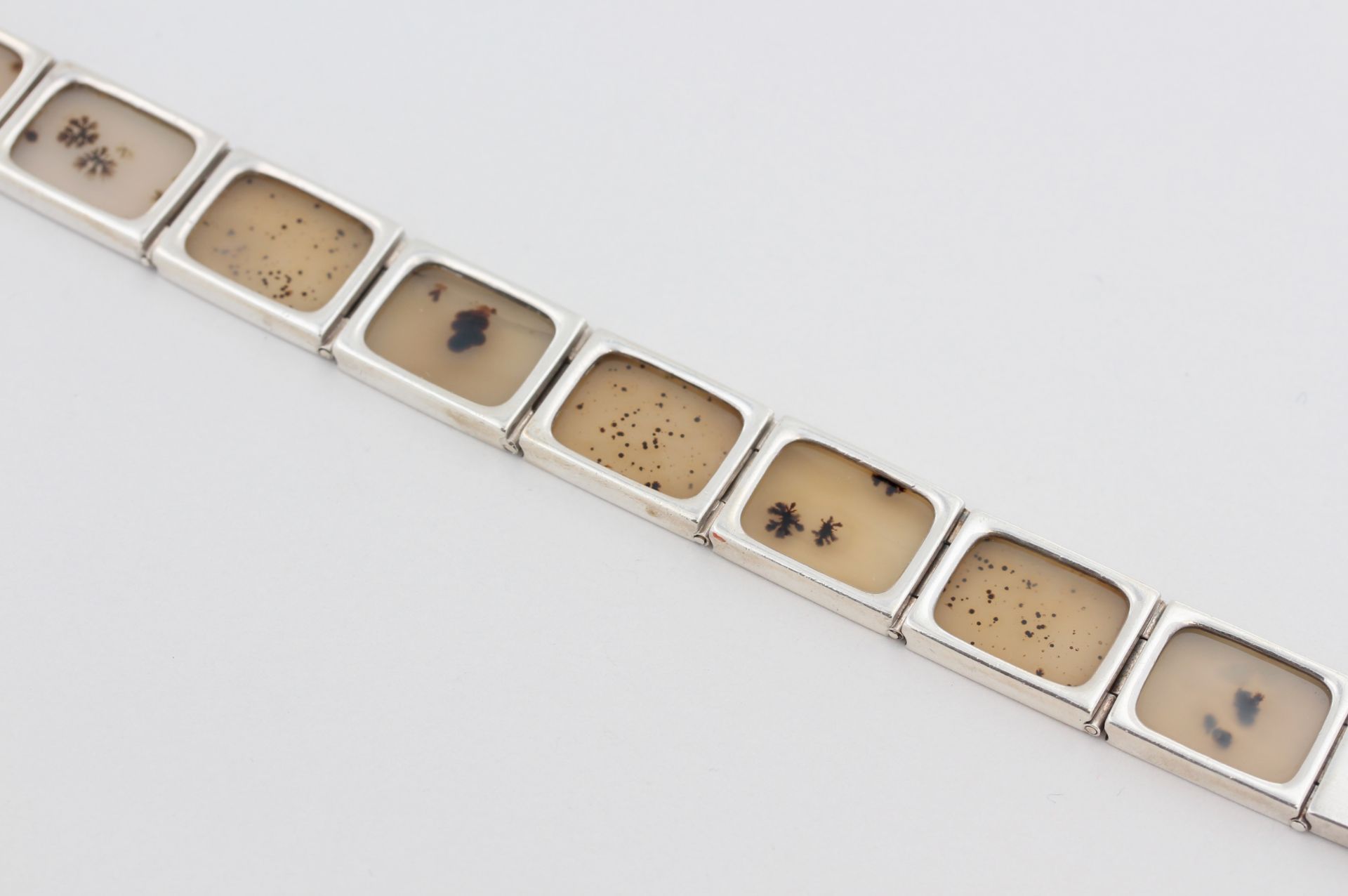 Armband mit Dendritenchalcedon, Silber, mit Dendritenchalcedon Plättchen (2 x mit Sprüngen), ca. - Bild 2 aus 3