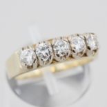 Damenring, 14 kt Gelbgold, mit 5 Brillanten, punziert, ca. 5,4 g, RM 56