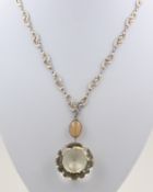 Collier Silber, 835 Silber, floral verziert, mit 1 wohl Achat, ca. 15,1 g, L. 44,5 cm, dazu Anhänger