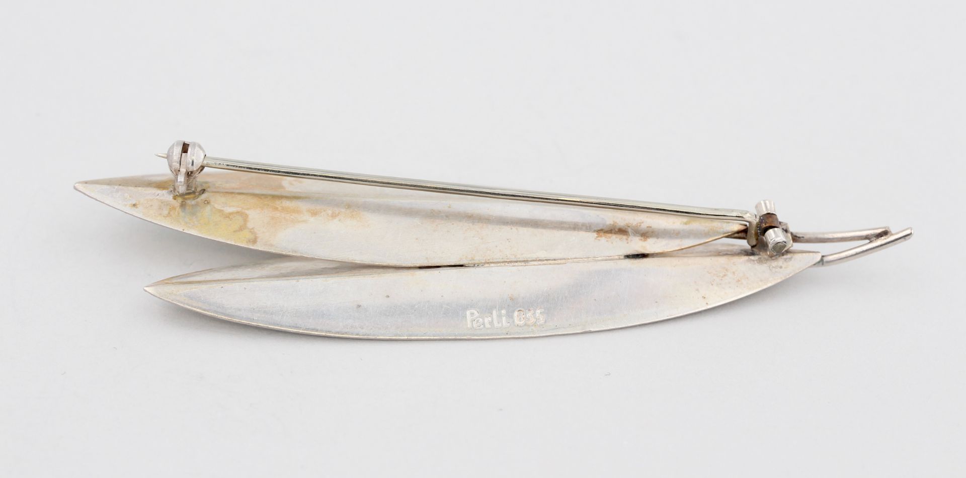 Brosche Perli, 835 Silber, in Form von Blättern, punziert, Perli Schwäbisch Gmünd, ca. 9,8 g, B. 7,9 - Bild 3 aus 3