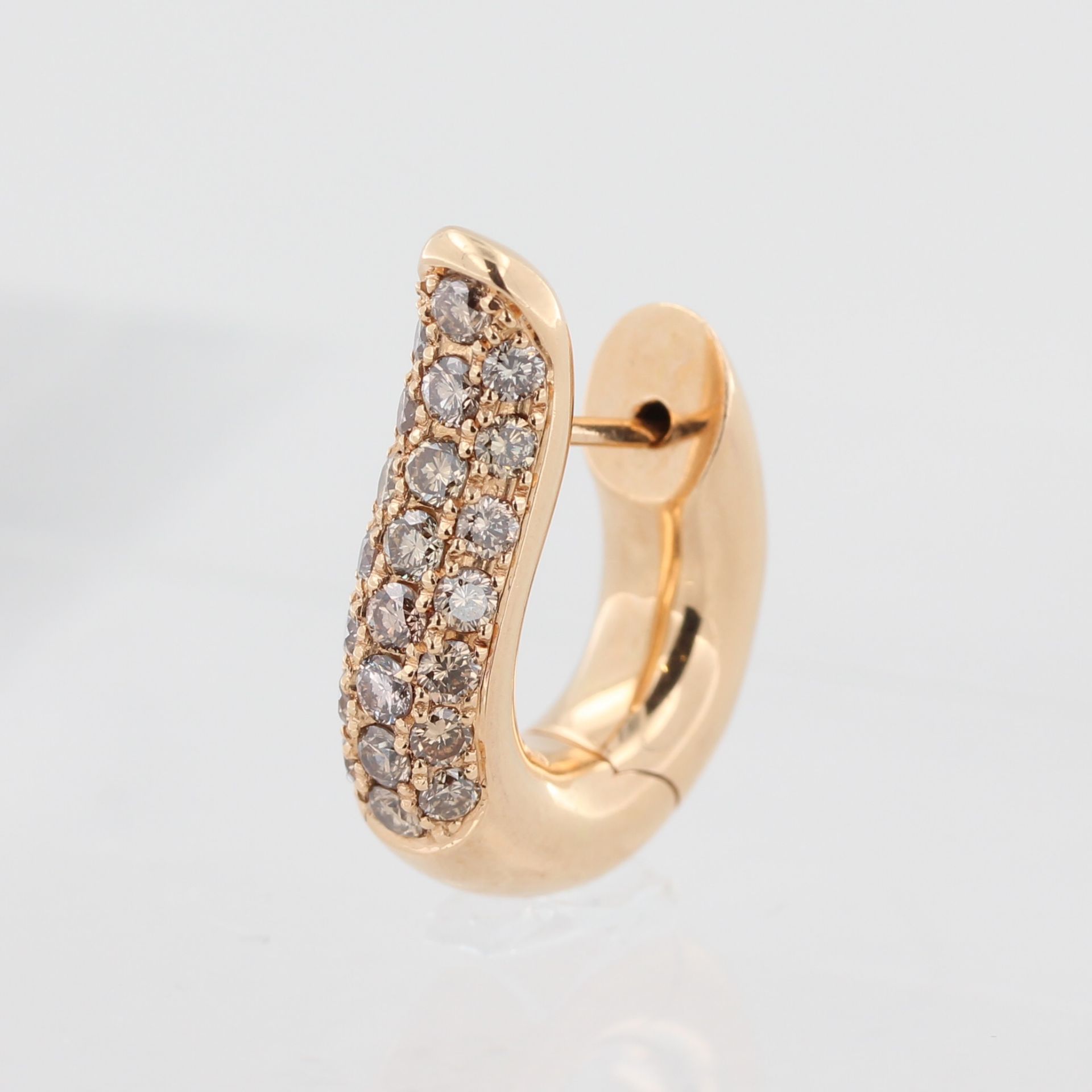 Paar Creolen Tamara Comolli Signature Hoop, 18 kt Roségold, mit Brillant-Pavé, Tamara Comolli - Bild 5 aus 5