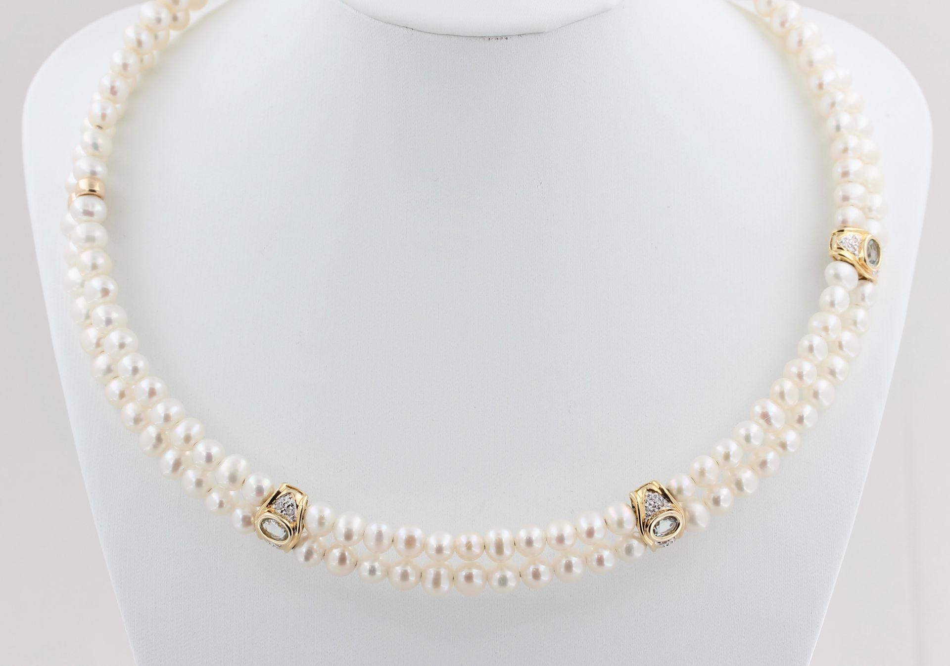 Schmuckset, 14 kt Gelbgold, Zwischenteile, teils mit kleinen Brillanten und Aquamarinen, punziert, - Bild 3 aus 5