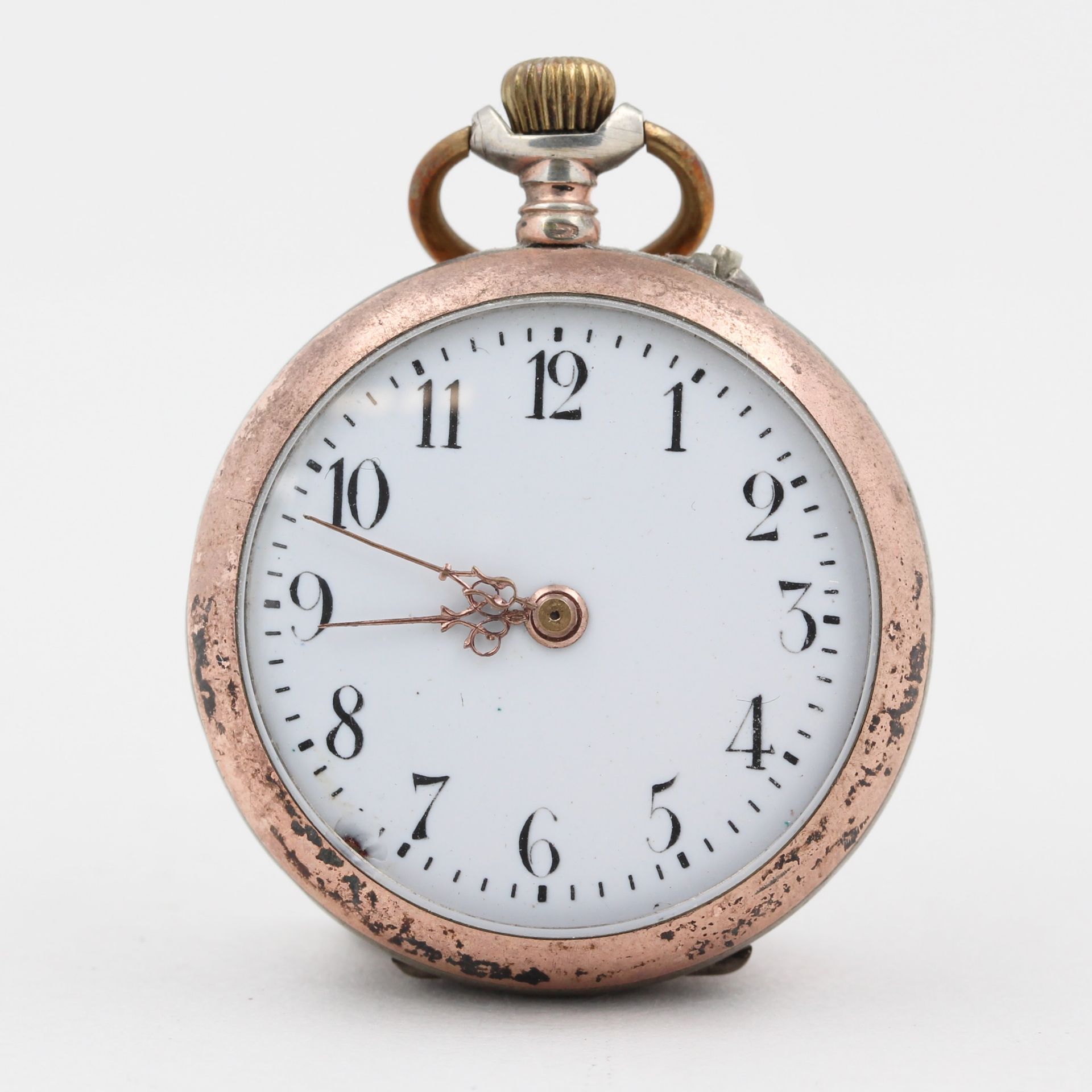 Taschenuhr, 800 Silber, weißes Zifferblatt mit arabischen Zahlen, Deckel floral graviert, Gravur