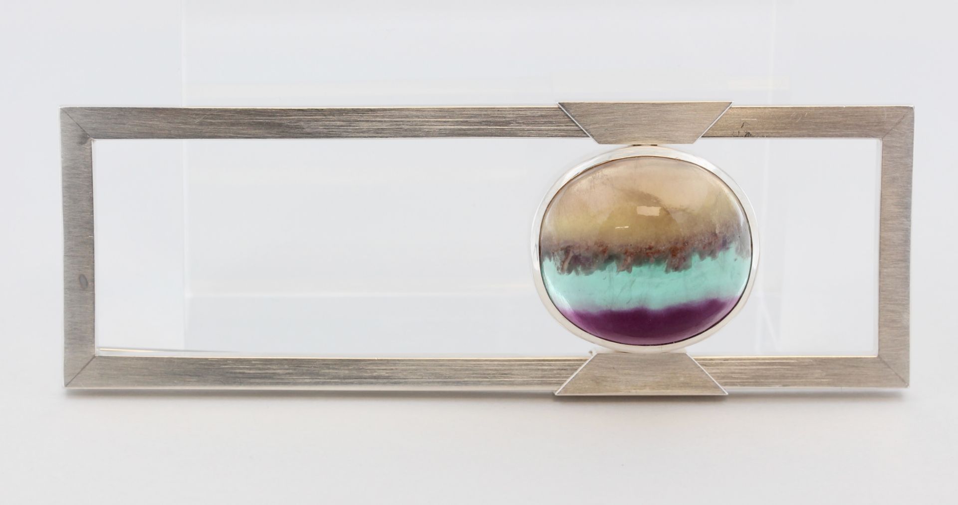 Brosche mit Regenbogenfluorit, Silber, mit 1 wohl Regenbogenfluorit Cabochon, Stein verschiebbar,