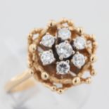 Damenring, 18 kt Gelbgold, mit 7 kleinen Brillanten, punziert, ca. 7,5 g, RM 56