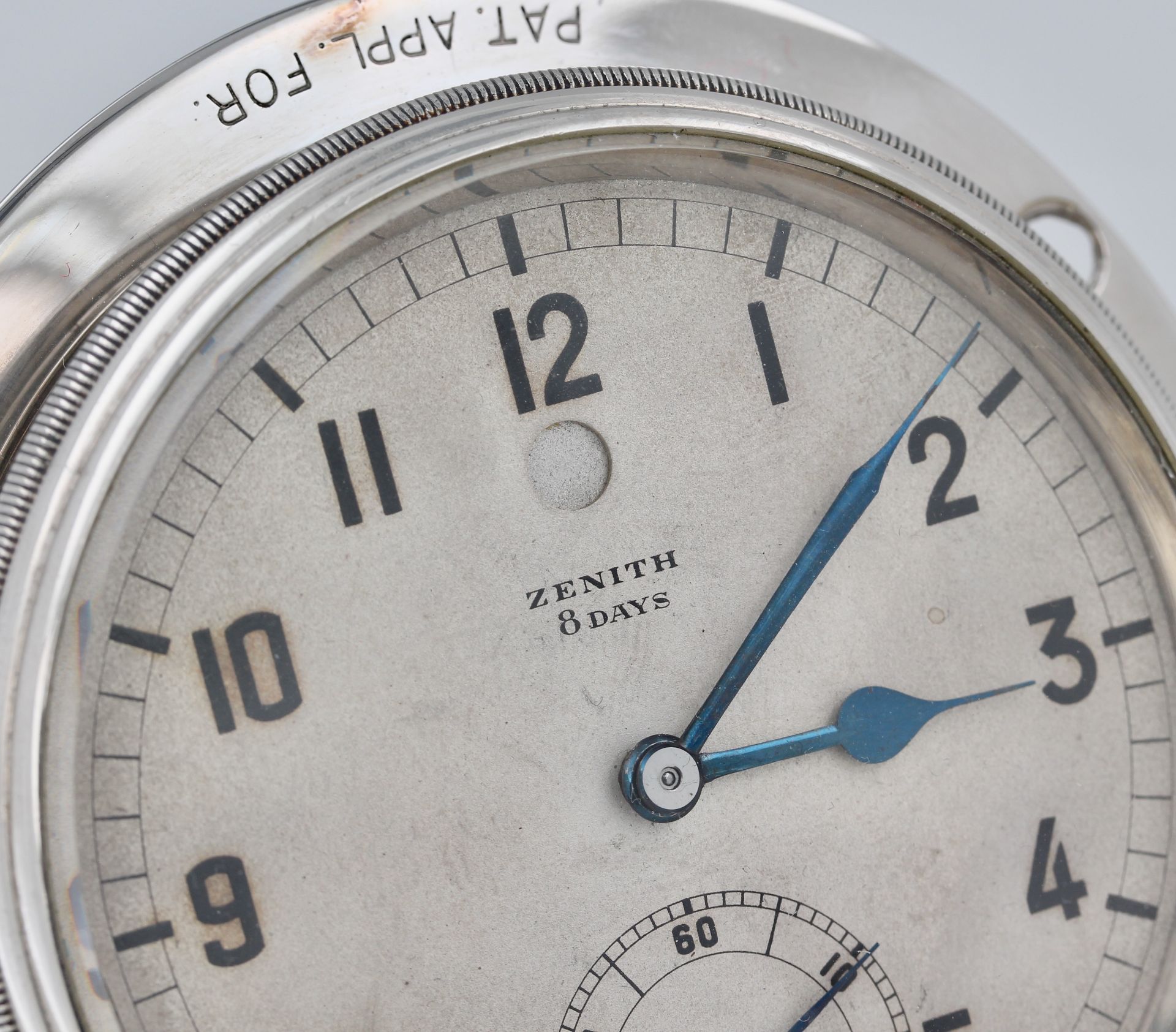 Borduhr Zenith, Borduhr, Marke Zenith, wohl 30er Jahre, mit 8 Tage Werk Chronometer, - Bild 4 aus 5