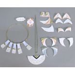 Konvolut Porzellan Schmuck Hutschenreuther, 20. Jh., Designschmuck, Entwurf u.a. Pierre Cardin,