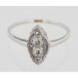 Damenring Art Déco, 18 kt Weißgold, mit Diamanten, punziert ca. 1,9 g, RM 58
