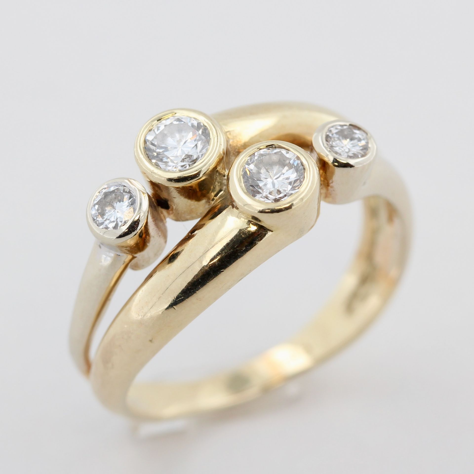 Damenring, 14 kt Gelbgold, besetzt mit 4 Brillanten, zusammen ca. 0,54 ct, weiß, si, ca. 3,8 g, RM - Bild 3 aus 5