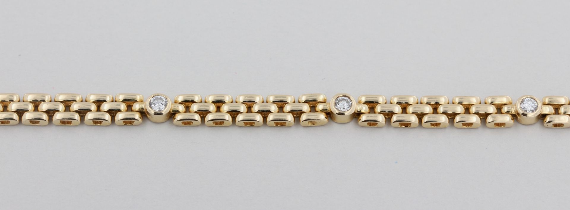 Armband, 14 kt Gelbgold, mit 6 Brillanten, punziert, ca. 13,9 g, L. 19 cm - Bild 5 aus 5