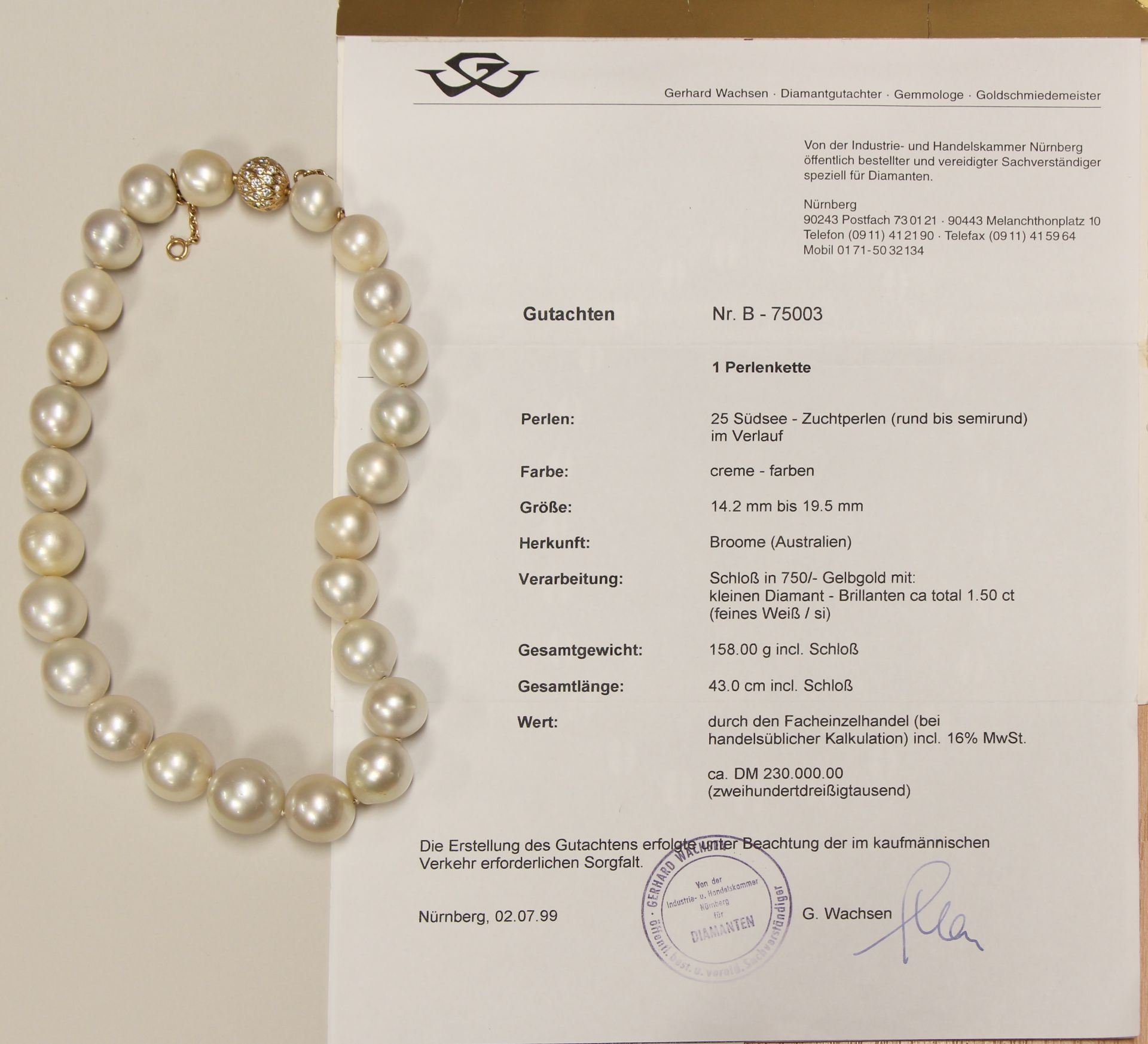 Collier mit Südseeperlen, 18 kt Gelbgold Kugelschließe, mit Diamanten, zusammen ca. 1,5 ct, feines - Bild 3 aus 3
