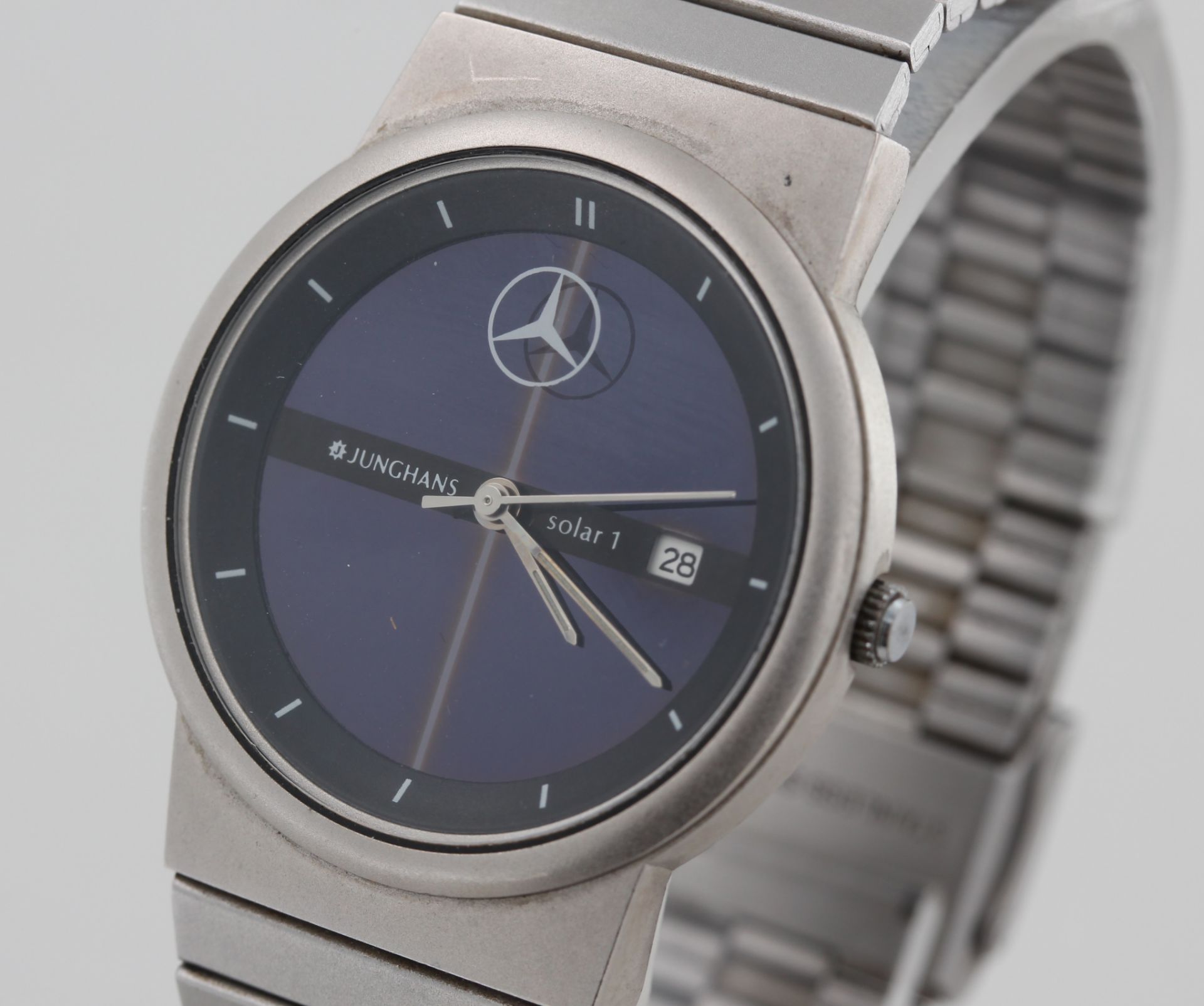 Konvolut Armbanduhren, Stahl, teilweise vergoldet, 1 x Junghans Solar 1 mit Mercedes Stern, 1 x - Bild 3 aus 4