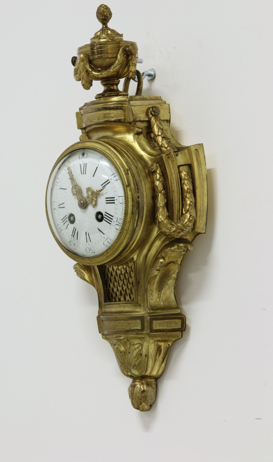 Pendule Cartel, feuervergoldete Bronze, Louis XVI-Stil, um 1800, feuervergoldete und ziselierte - Bild 2 aus 4