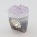 Damenring mit Amethyst, aus Amethystquarz, innen Silber, Ringkopf D. 3,4 cm, ca. 47,6 g, RM 60