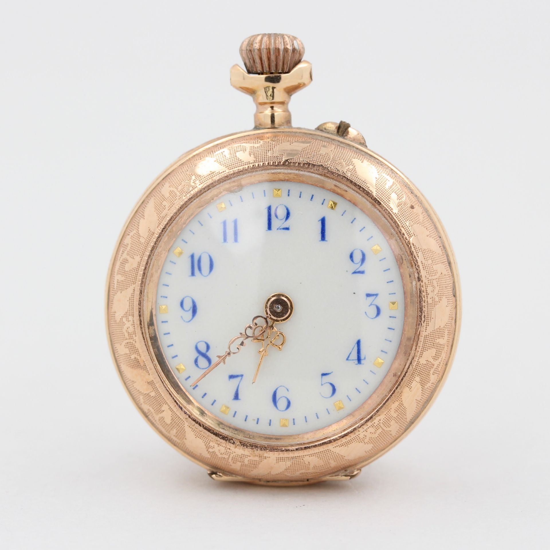 Taschenuhr, 585 Rotgold, weißes Zifferblatt mit arabischen Zahlen, Gehäuse mit floraler Gravur,