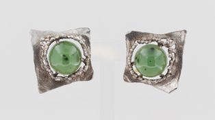 Paar Ohrclips Silber, 925 Silber, mit grüner, wohl Jade, punziert, ca. 16,3 g, L. 3,5 cm