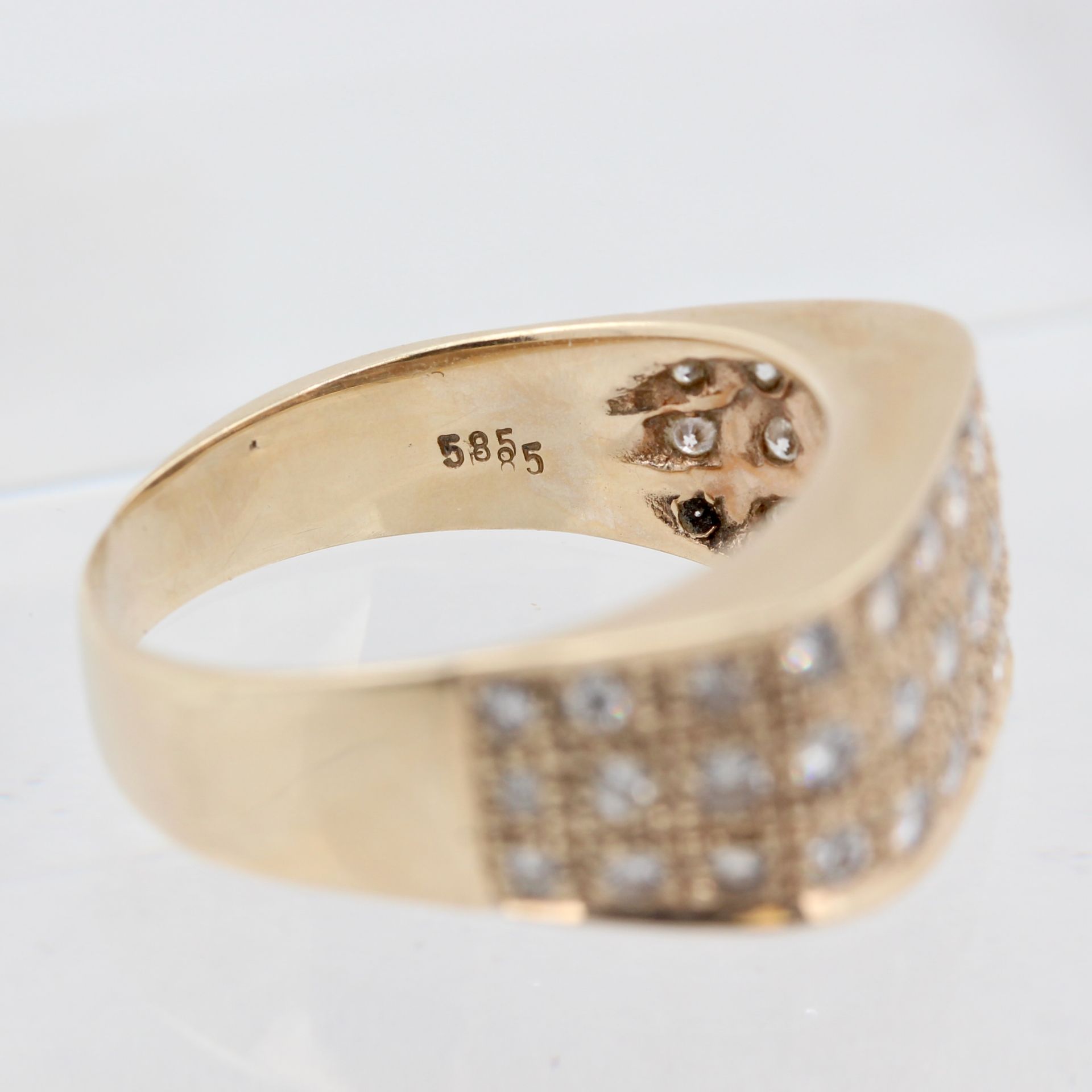 Damenring, 14 kt Gelbgold, mit Brillanten, punziert, ca. 5,9 g, RM 54 - Bild 4 aus 4