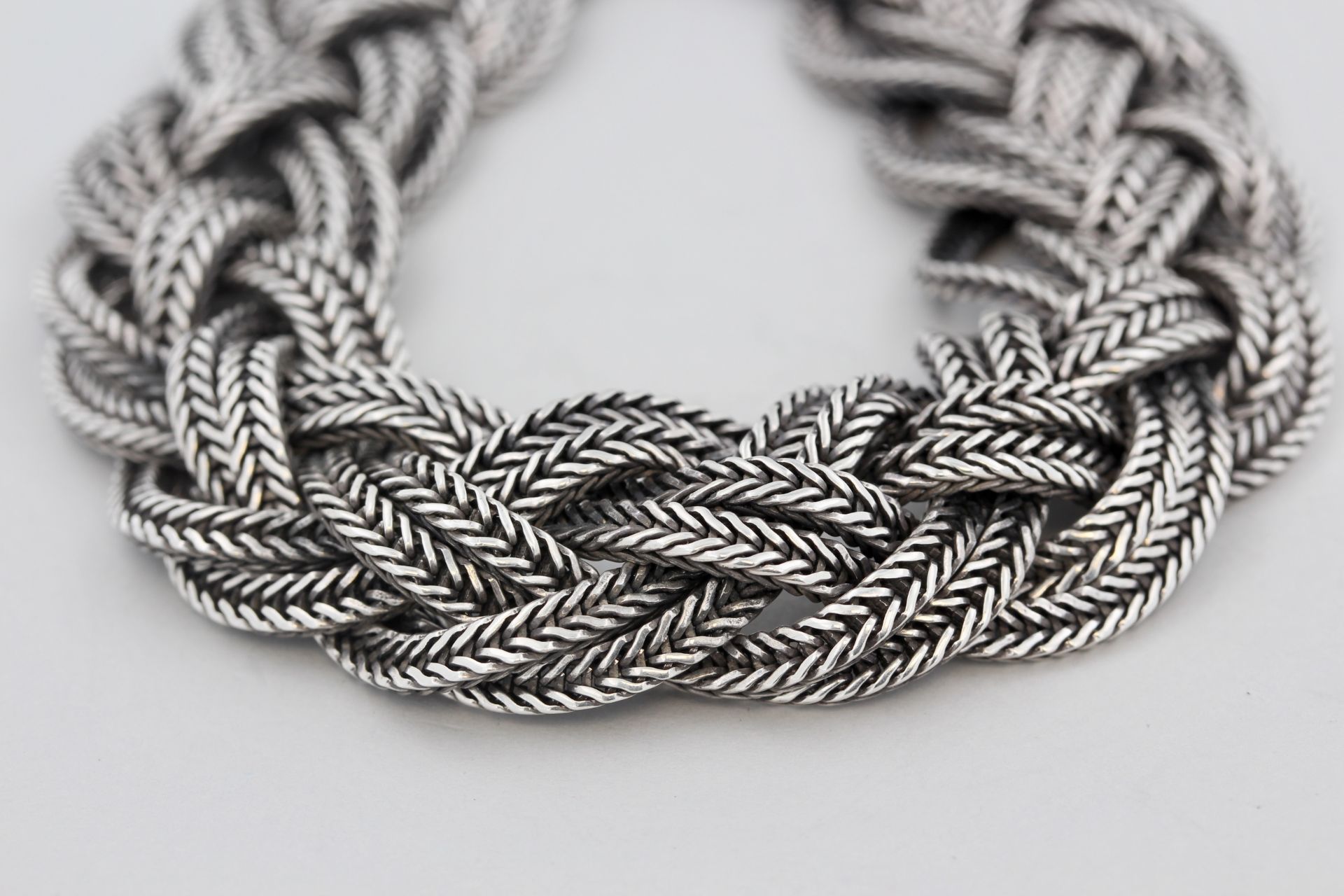 Armband Silber, 835 Silber, dekorativ geflochten, punziert, ca. 60,0 g, L. 19 cm - Bild 2 aus 3