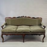 Sofa im Rokoko Stil, wohl 19. Jh., Gestell in Eiche massiv, beschnitzt, lockere Eckverbindung an