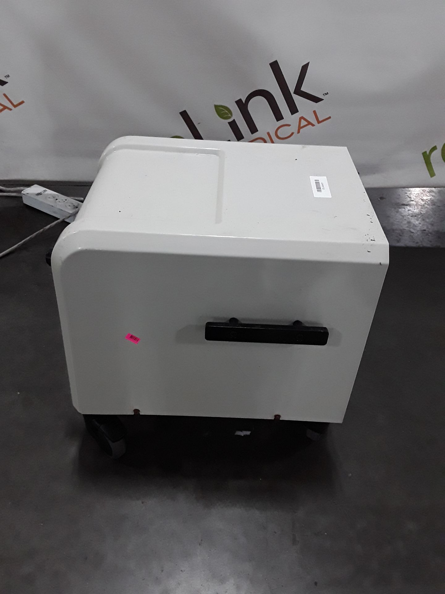 Jun-Air 87R-4P Dental Air Compressor - 625431 - Image 3 of 7