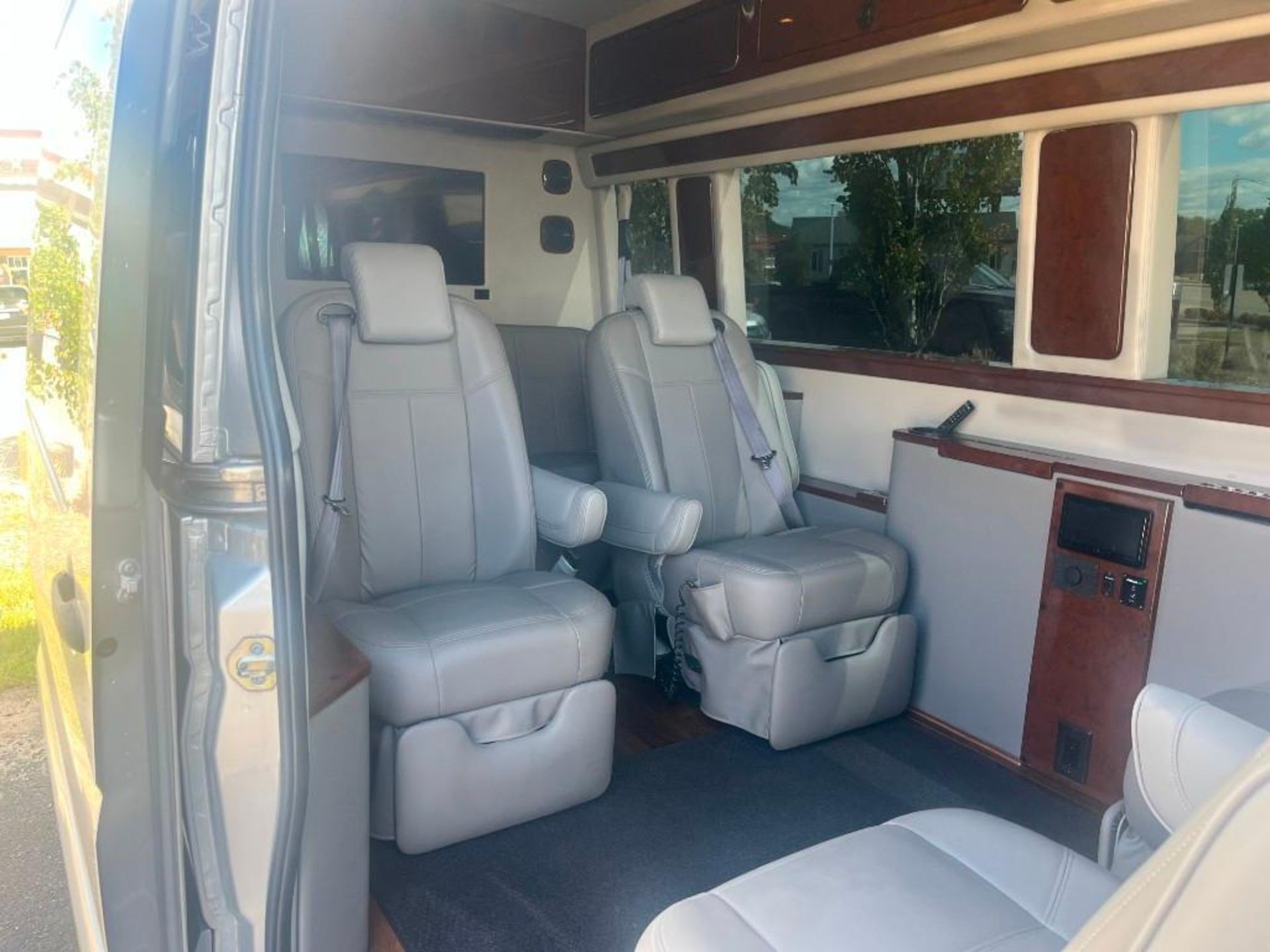 2012 Mercedes Benz Sprinter Conversion Van - Image 15 of 18