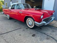 1957 Ford Thunderbird