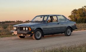 1982 BMW 320i - SELLING NO RESERVE