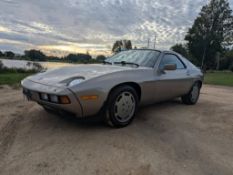1984 Porsche 928