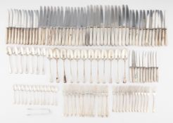 117 Pcs English Sterling Flatware - 86.42 ozt