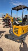 MX20R Mini Excavator with side swing