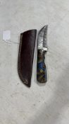 Fixed blade knife w/sheath