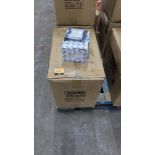 200 off 20A Double Pole Switches with Neon, with water-heater optional cable outlets. This lot compr