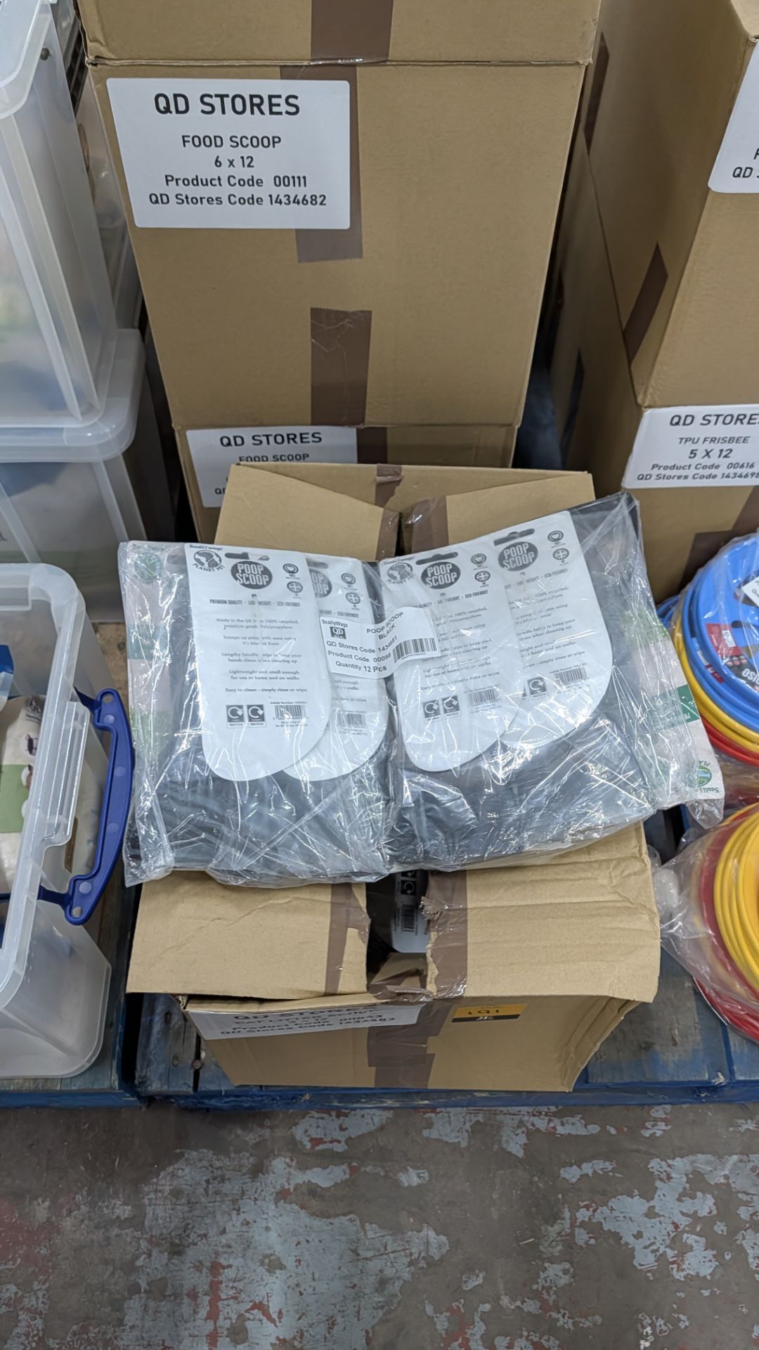 Contents of a Pallet of assorted Plastic Food Scoops and Poop Scoops, Flying Discs, Interactive Trea - Image 4 of 18