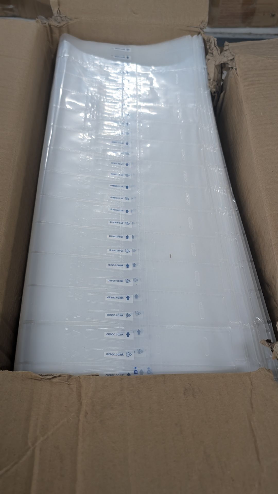 170 off Laptop Airsac Envelopes. RRP £42.50. - Image 10 of 12