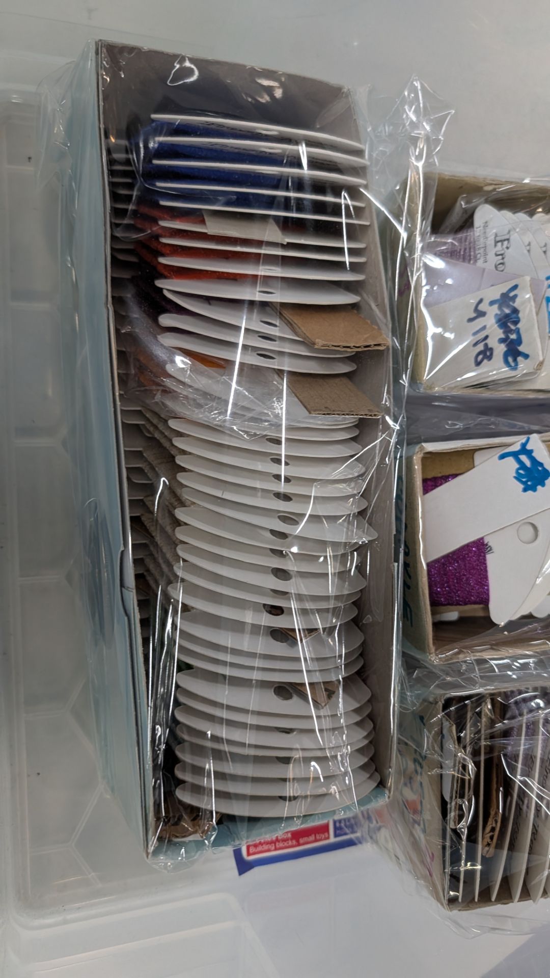 Mixed Lot of ScanFil, Maderia and Trimits Threads including Cotton Packs, Mending Wool, Stitch Threa - Image 13 of 17