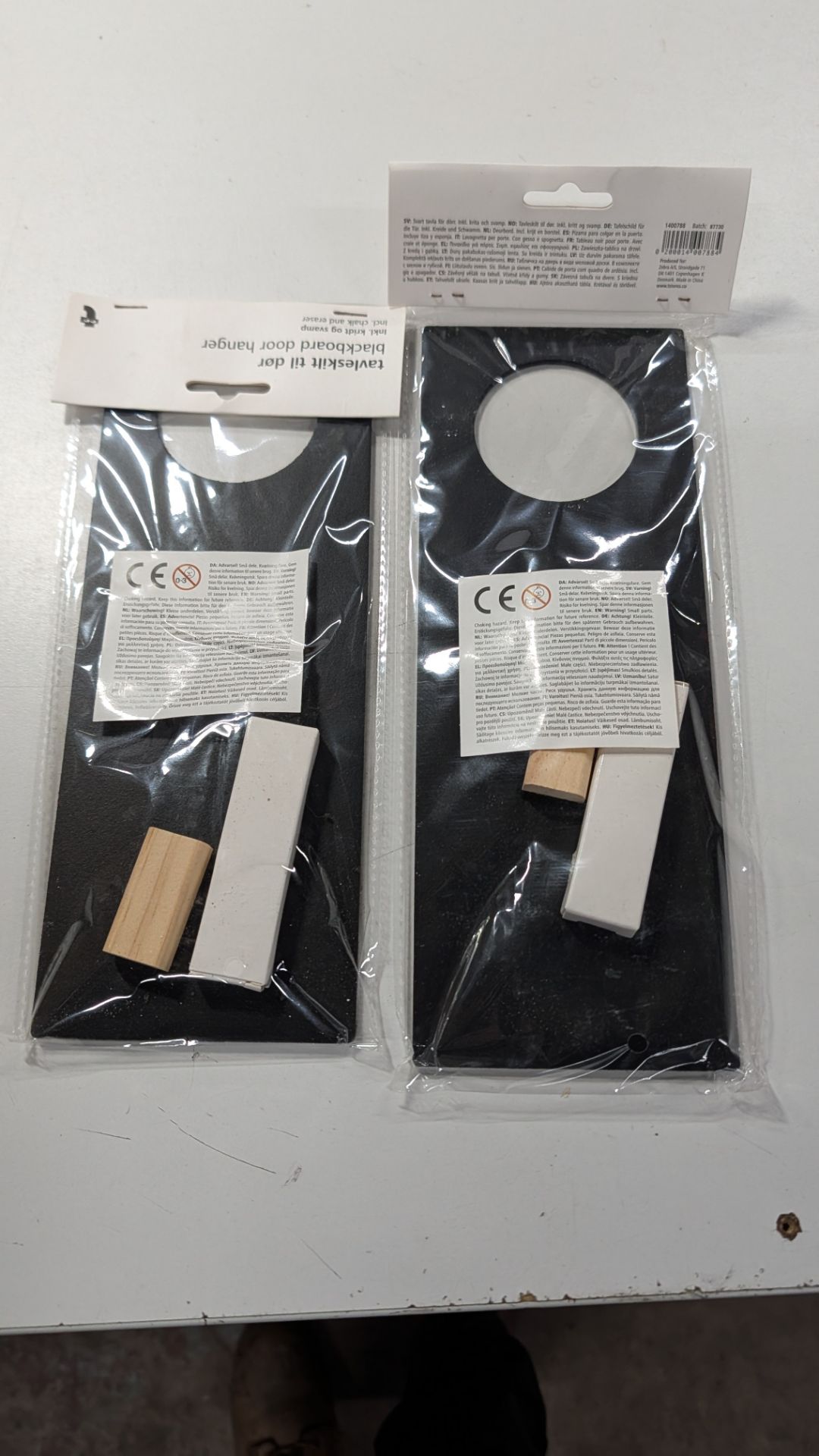 96 off Chalkboard Door Hangers. RRP £287.04. Each set contains Chalkboard, Chalk and Eraser. - Image 11 of 13