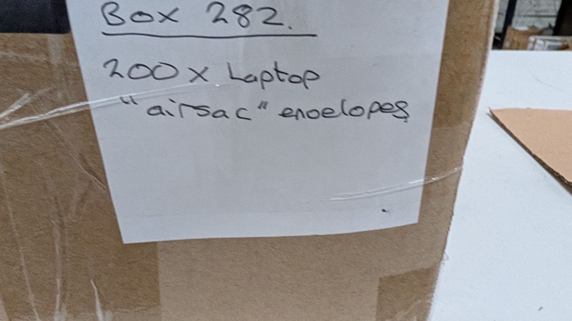 200 off Laptop Airsac Envelopes. RRP £50. - Image 9 of 9