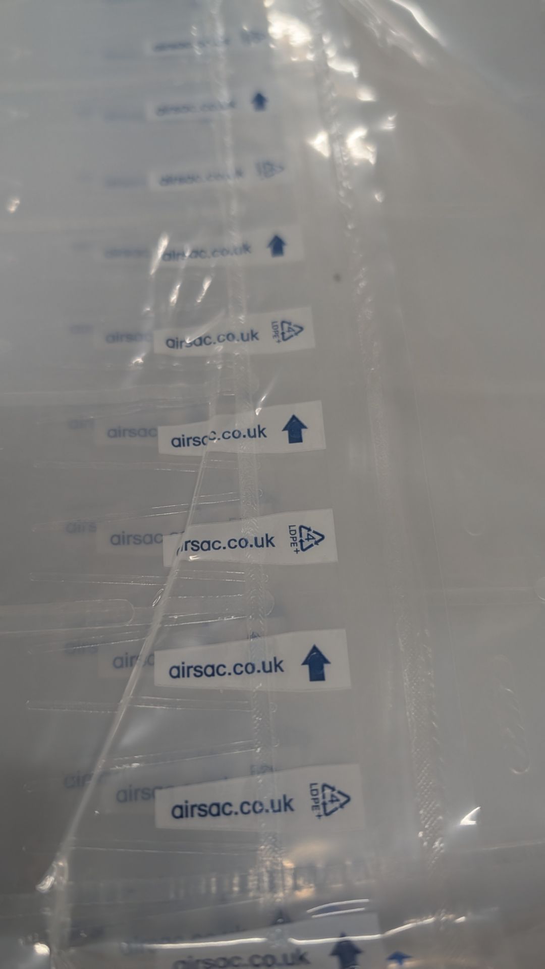 200 off Laptop Airsac Envelopes. RRP £50. - Image 4 of 9